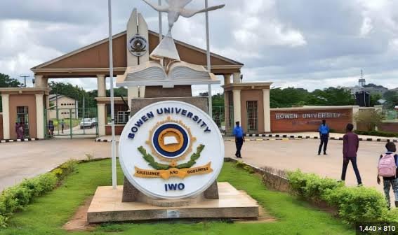 Bowen University Post UTME Cut Off Mark