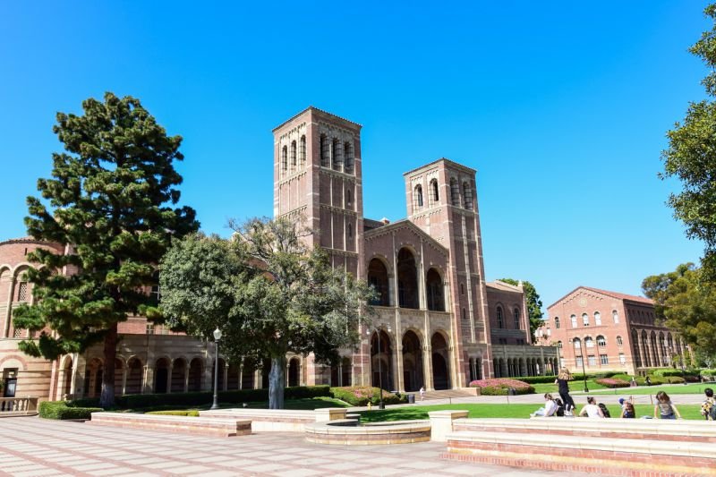 Universities In Los Angeles