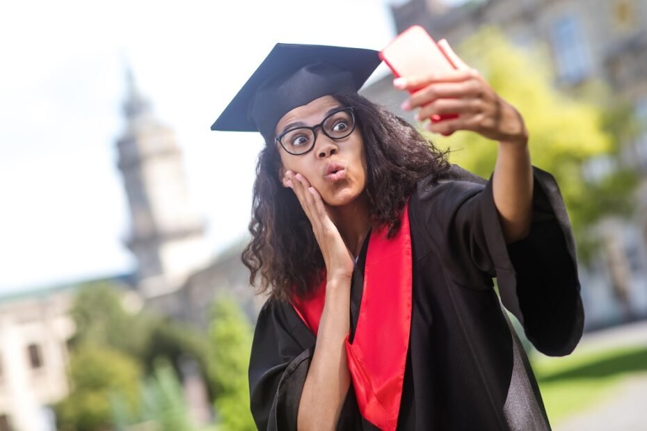 Discover the Best Scholarships for Nigerian Students in UK!