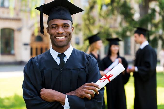 Schol­ar­ships for Black and African-American Students