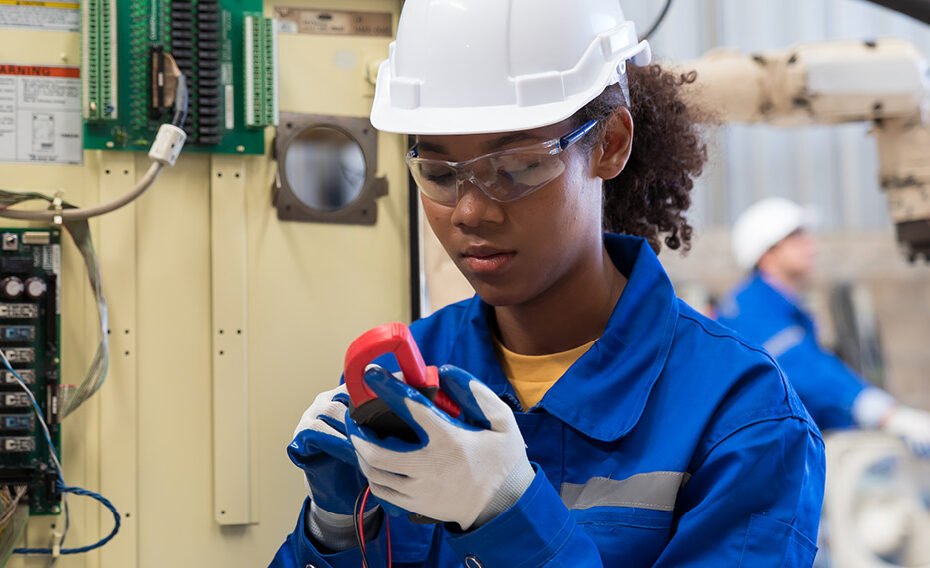 Is an Electrical Engineering Degree Better Than Experience Alone