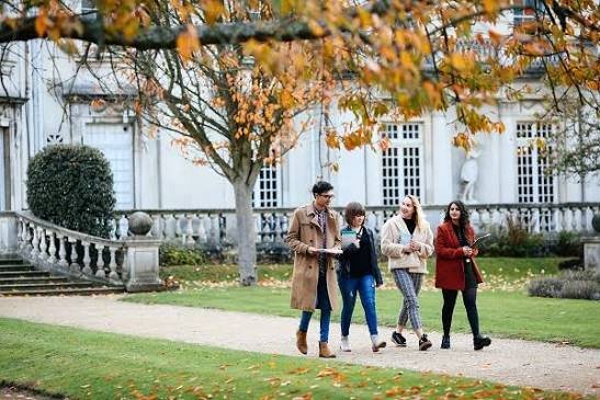 University of Roehampton admission guide