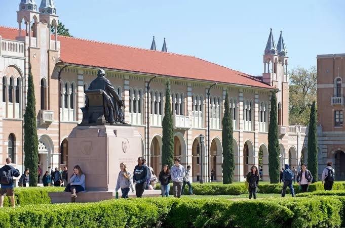 Best Online Colleges in Texas
