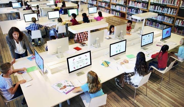 Educational Technology Specialist